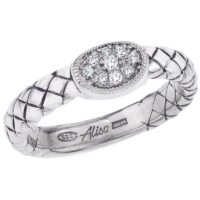 Traversa Band Ring, Oval Shape Pave' Diamond Station